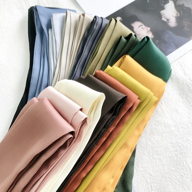 Sciarpa di seta lunga da donna - Skinny Tie Men recensione e prezzo